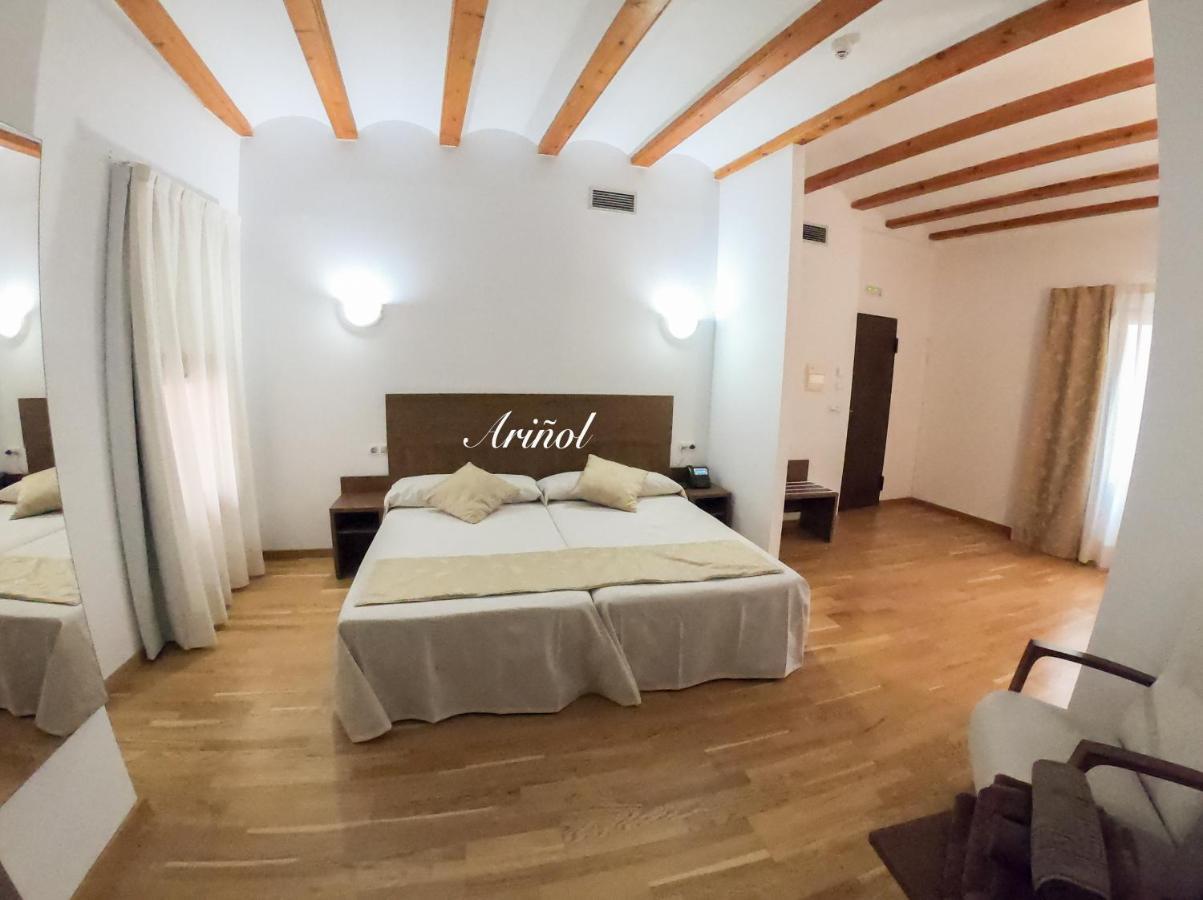 Hotel Baron Andilla Valdealgorfa Exterior foto