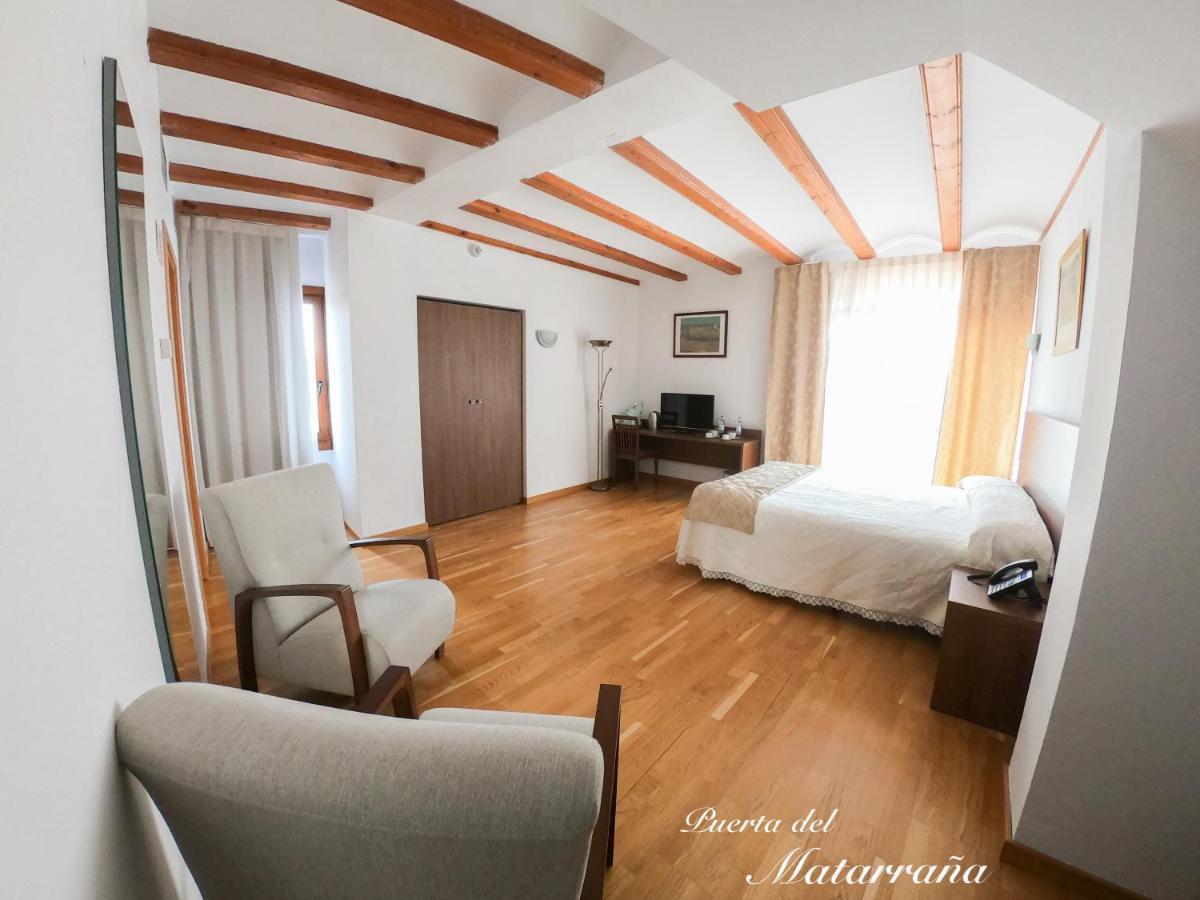 Hotel Baron Andilla Valdealgorfa Exterior foto