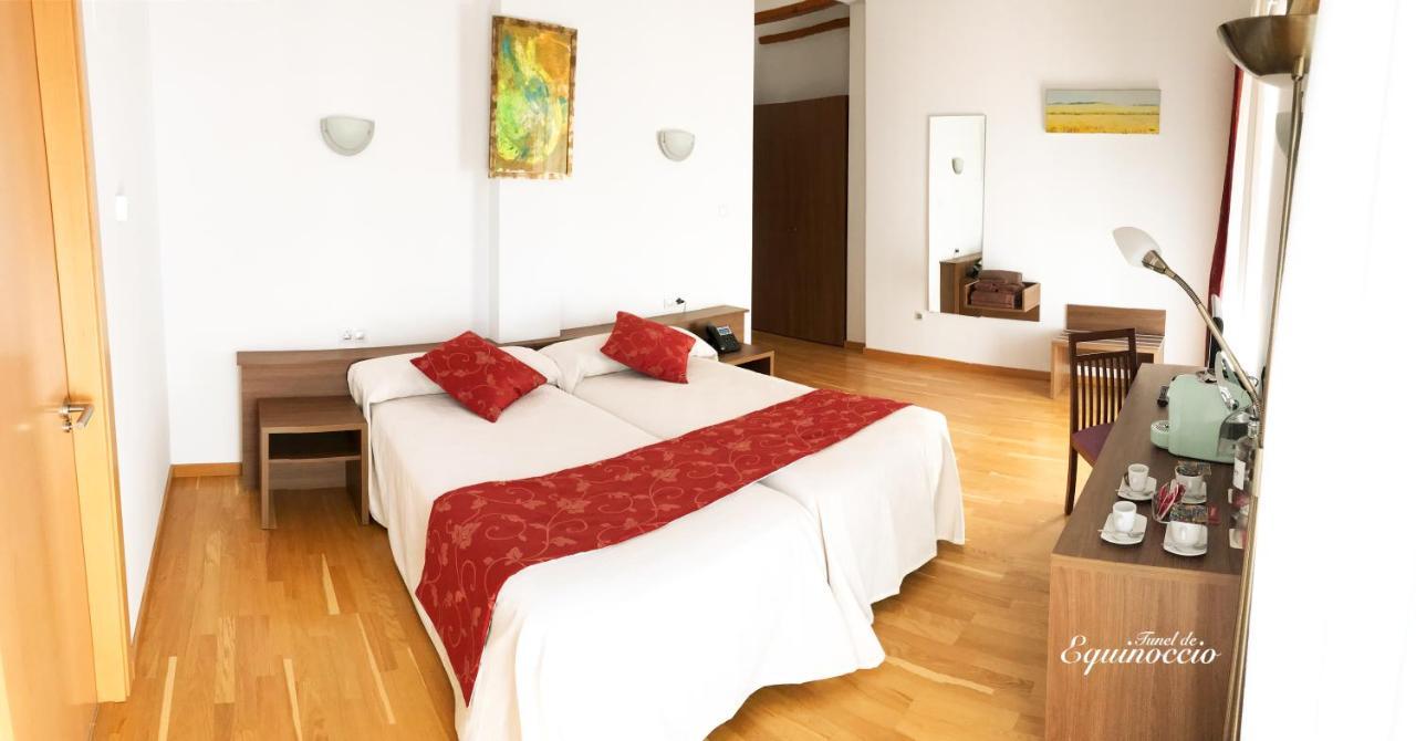 Hotel Baron Andilla Valdealgorfa Exterior foto